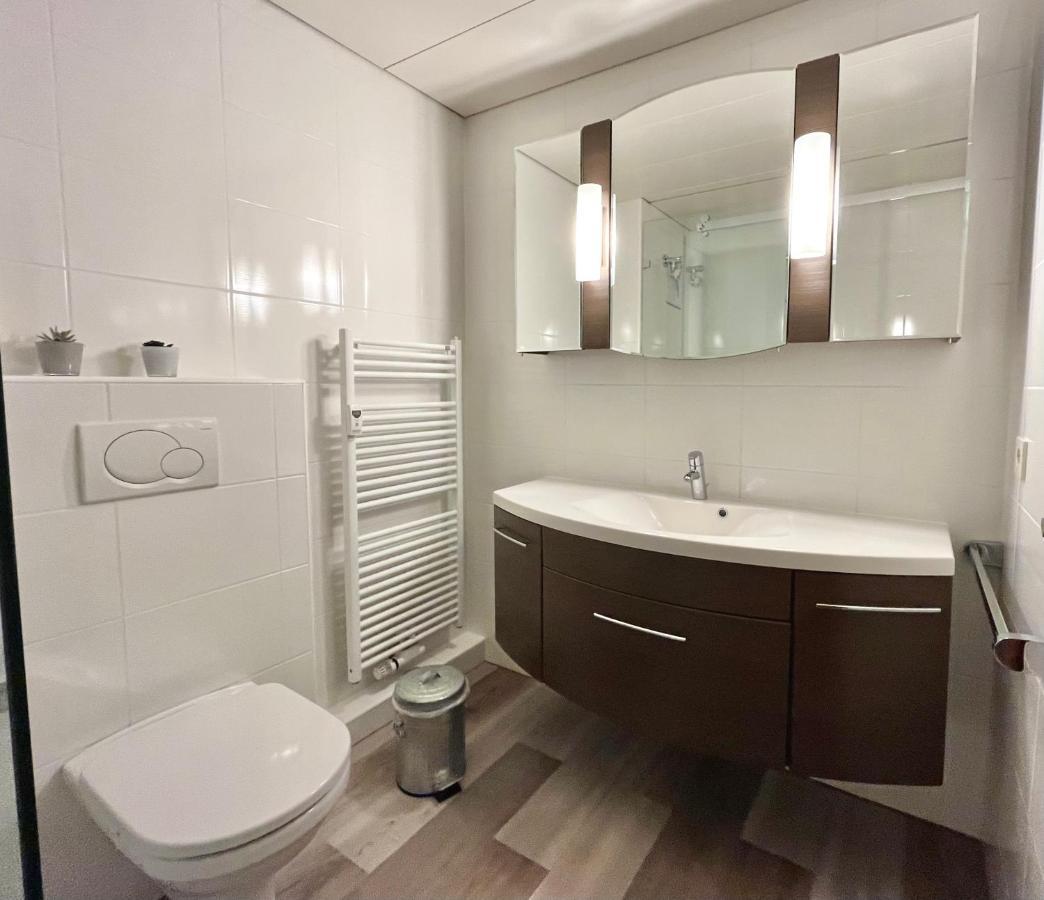 Appartementresidenz Am Kurpark - Ferienwohnungen Mit Pool & Sauna & Garage Bad Salzuflen Ngoại thất bức ảnh